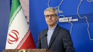 Irán califica de legítima y generosa a su propuesta para poner fin a la guerra con EEUU y reclama reabrir el estrecho de Ormuz