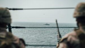 Irán consideraría cualquier «interferencia» de EE.UU. en Ormuz como una violación del alto al fuego – AlbertoNews