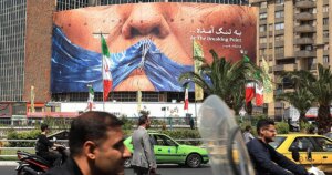 Irán plantea un acuerdo por fases que garantiza al menos un mes más de alto el fuego