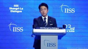 Japón defiende política de seguridad ante expansión china