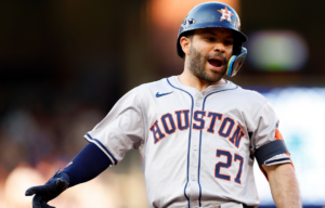 José Altuve estará fuera dos semanas por lesión en el oblicuo izquierdo