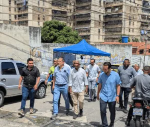 José Guerra retoma actividad política en El Valle y llama a una negociación incluyente  – Efecto Cocuyo
