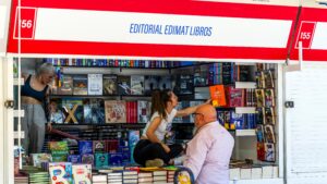 La Feria del Libro de Madrid afronta con inquietud una edición complicada por la visita del Papa