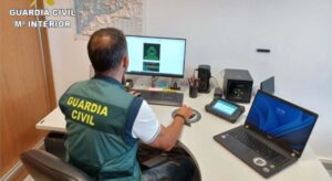 La Guardia Civil detecta mensajes fraudulentos usando este tipo de alertas bancarias