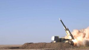 La Guardia Revolucionaria de Irán, dispuesta a «una respuesta decisiva» tras la «violación del alto el fuego» de EEUU | europapress.es