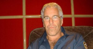 La Justicia revela una nota del primer intento de suicidio de Jeffrey Epstein