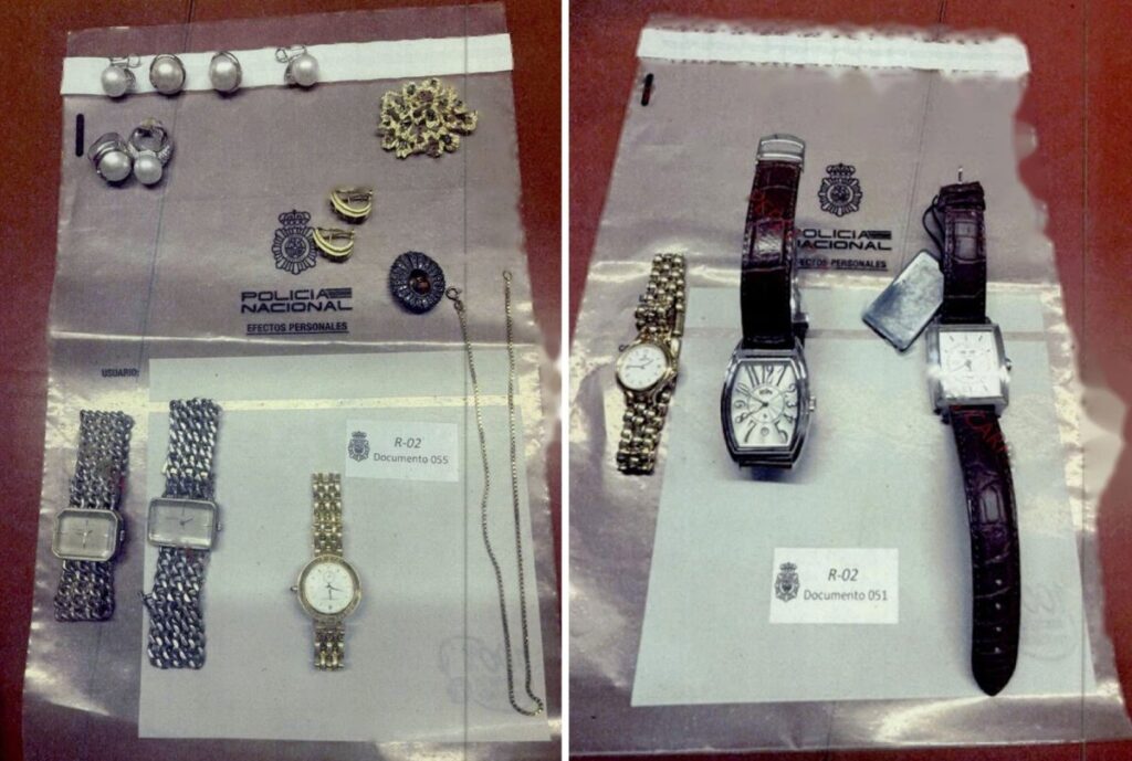 La Policía incautó relojes, collares, pulseras y otras joyas de la caja fuerte de Zapatero en el registro de su despacho