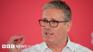La crisis en el Partido Laborista que pone en riesgo el puesto de Starmer como primer ministro de Reino Unido