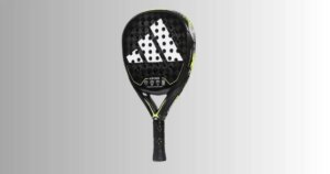La guerra del pádel suma un nuevo golpe con la rebaja de la adidas Adipower 3.2 SS23 Black