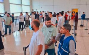 Llegó a Maiquetía un nuevo vuelo con más de 110 migrantes venezolanos deportados de EEUU