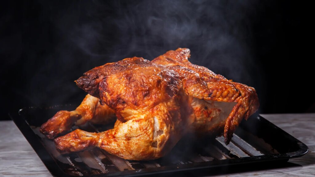 Los mejores chefs coinciden: el mejor pollo asado se consigue sumergiéndolo en una salmuera durante varias horas
