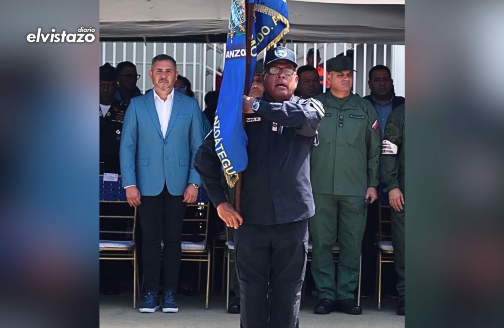 Luis Marcano presenta al nuevo director general de Polianzoátegui, G/D Frank Osuna Díaz