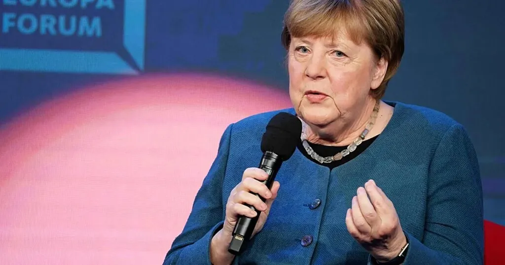 Merkel llama a Europa a hablar con Putin sobre la guerra de Ucrania