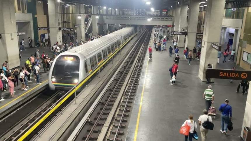 Metro de Caracas incrementó sus tarifas: Así quedó el costo por viaje