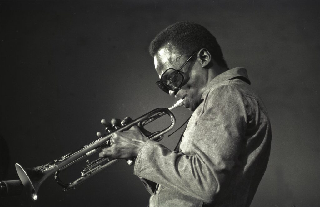Miles Davis, un siglo del gran alquimista del jazz
