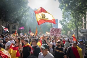 Miles de personas piden en Madrid la dimisión de Sánchez en una marcha apoyada por Vox y PP | europapress.es