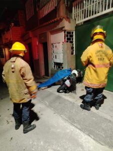 Muere joven motorizado tras estrellarse en San Pedro