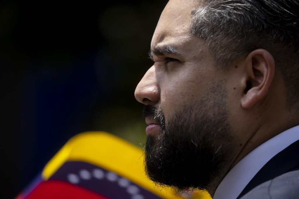 "Nicolasito" Maduro Guerra: Tendríamos que haber hecho más para proteger a mi padre