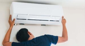 No consume lo mismo ni gasta menos; un experto en climatización alerta de los errores más comunes con el aire acondicionado