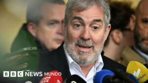 «No puedo permitir que entre»: el presidente de Canarias, Fernando Clavijo, se enfrenta al gobierno de Madrid y rechaza recibir el crucero con hantavirus