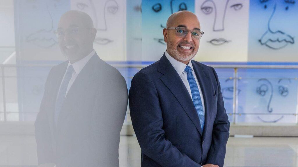 Nuevo CEO del Jackson, David Zambrana, recibe un contrato de $1.32 millones