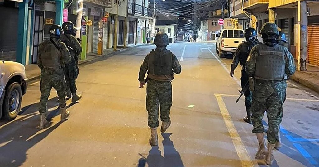 Nuevo toque de queda en Ecuador, incluida la capital, para combatir al crimen organizado