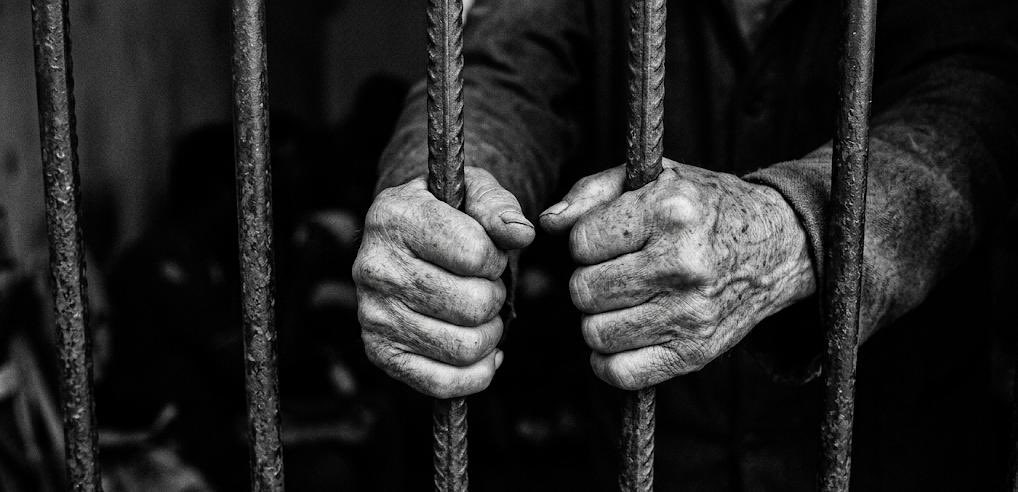 OVP denunció que adultos mayores presos arbitrariamente sufren abandono en las cárceles de Venezuela