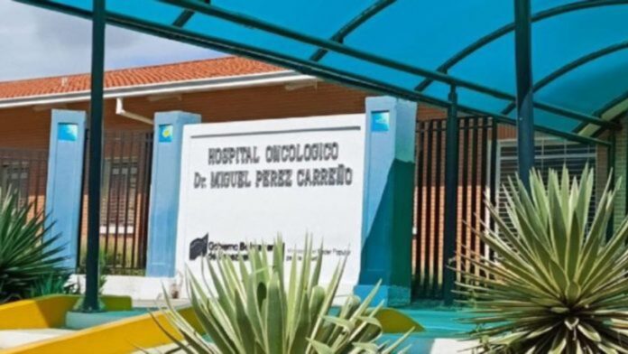 Pacientes exigen la reactivación de los quirófanos en hospital oncológico de Carabobo