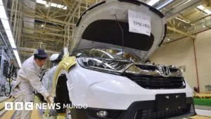 Por qué la automotriz japonesa Honda sufrió sus primeras pérdidas en 70 años
