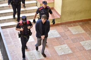 Prisión provisional bajo fianza para Jonathan Andic tras declarar por la muerte de su padre | europapress.es