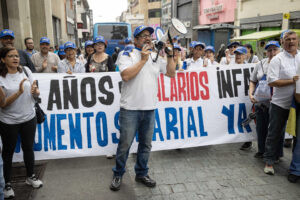 Profesores universitarios al límite: denuncian corrupción y confirmaron nuevo paro en todo el país (VIDEO)