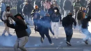 Protestas en Bolivia: EEUU acusó a seguidores de Evo Morales de impulsar acciones para desestabilizar al gobierno de Rodrigo Paz