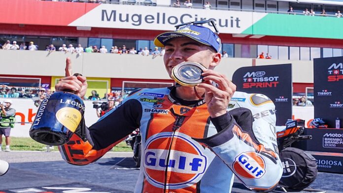 Raúl Fernández dominó de principio a fin la sprint de Mugello en la MotoGP