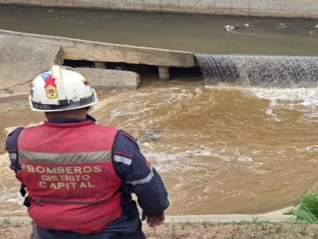 Recuperan cuerpo de una mujer en el río Guaire