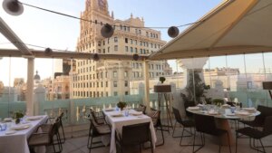 Restaurantes de Madrid donde disfrutar de los mejores atardeceres y el buen tiempo y no pensar en nada más