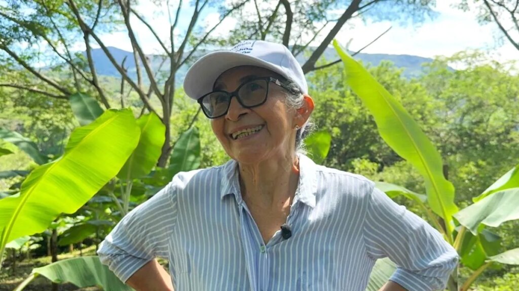 Restituyen tierras a lideresa social luego de 30 años de violencia y desplazamientos: la historia de resiliencia de la familia Sanabria