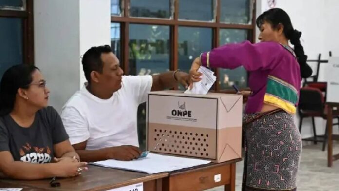 Revisión de actas observadas en Perú llega a 95 % tras 20 días de la elección presidencial