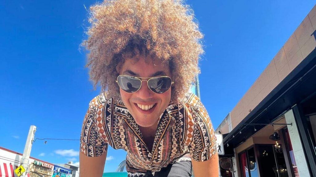 Rey Rodríguez presenta Guapería y tocará en Ball & Chain Miami