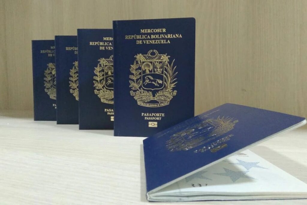 Saime agiliza entrega de pasaportes en el exterior con poder notariado