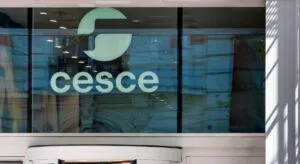 Santander, BBVA y CaixaBank concentran 2.600 millones asegurados por Cesce