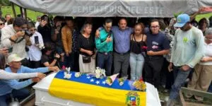 Sepelio de Carmen Navas y su hijo preso político