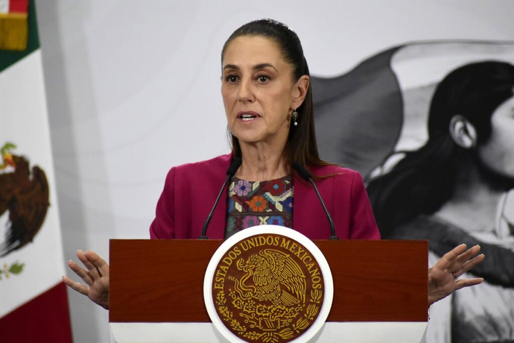 Sheinbaum invita a Ayuso a "pasar más tiempo de vacaciones" en México