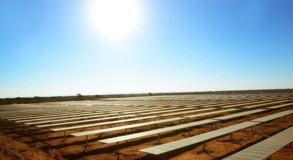Sonnedix cierra la compra de ocho plantas solares en España y supera los 1,3 GW de capacidad operativa