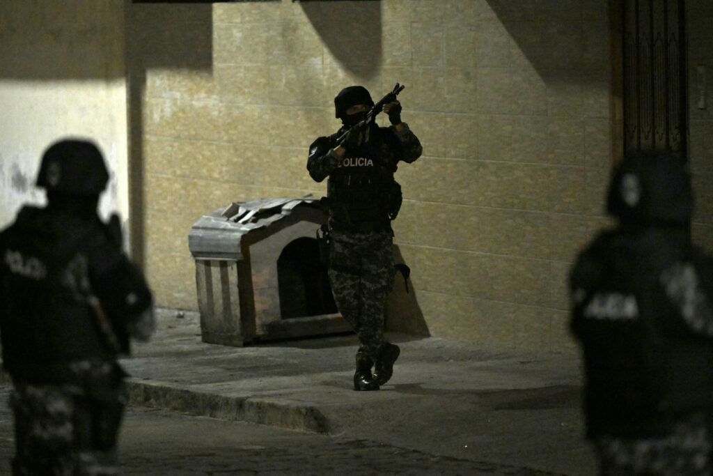 Toque de queda en Ecuador deja 5.000 detenidos en dos semanas