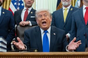 Trump afirma que no está satisfecho con la última propuesta de acuerdo de Irán: «Ya veremos que pasa» | europapress.es