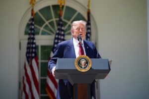 Trump anuncia un alto el fuego de tres días entre Rusia y Ucrania con motivo del Día de la Victoria | europapress.es