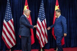 Trump se cita con Xi en Pekín con el comercio, Taiwán y la guerra en Irán como telón de fondo | europapress.es