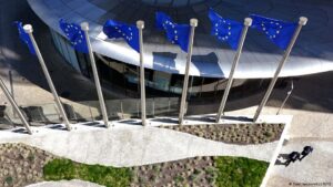 UE logra consenso para aplicar acuerdo comercial con EE.UU.