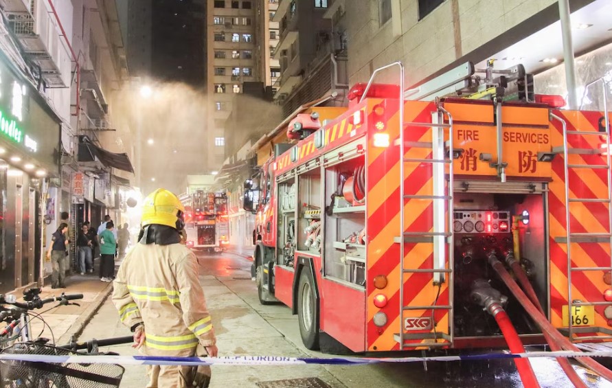 Un muerto y más de 30 heridos en Nueva York por incendio tras potente explosión