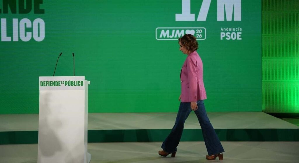 Una durísima derrota del sanchismo con el futuro de María Jesús Montero en el aire
